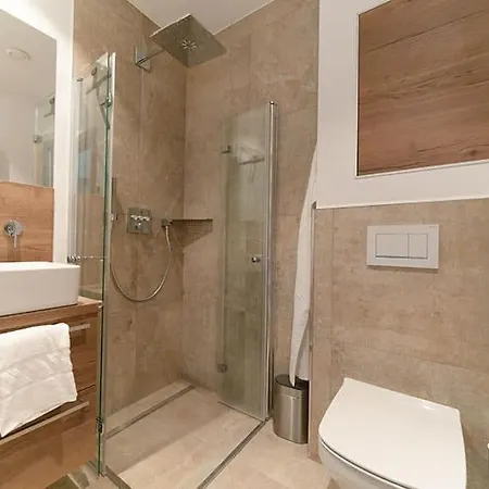 Berg'nsee - Ferienhaus Ossiacher See By Seebnb 펜션 안넨하임